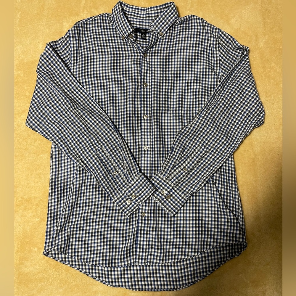 VAN HEUSEN Men’s Blue Button Down Long Sleeve Shirt (Size -M)